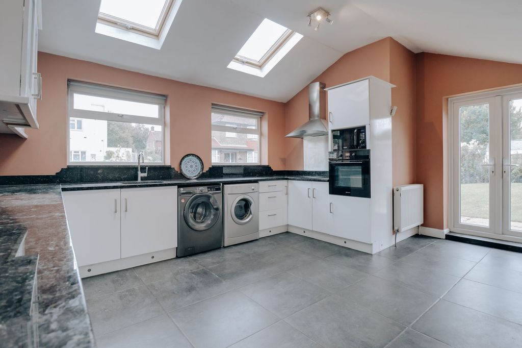 Property photo 1 of 14 Kitchen