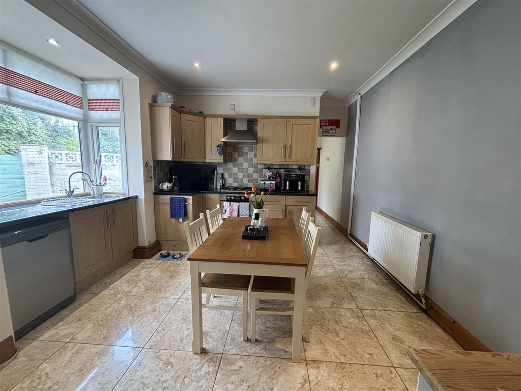 Property photo 3 of 25 Img_0330.Jpeg