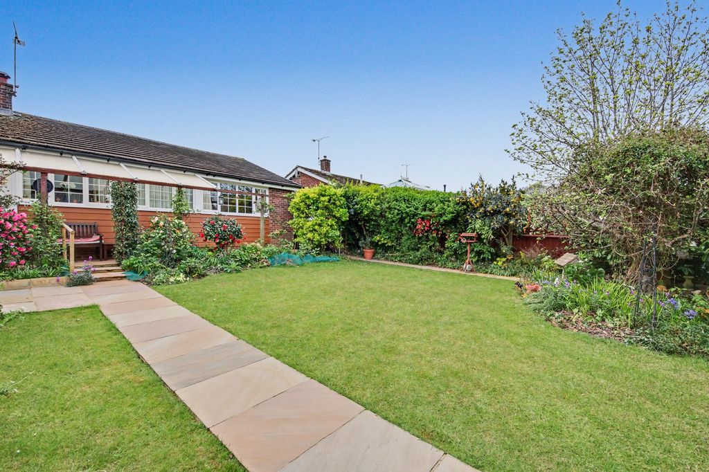 Property photo 2 of 10