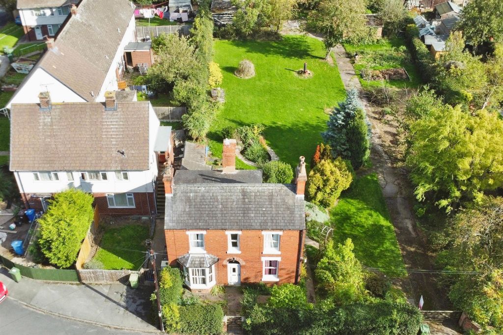 Property photo 3 of 20