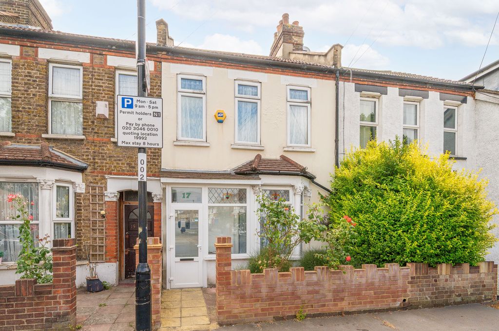 Property photo 1 of 16
