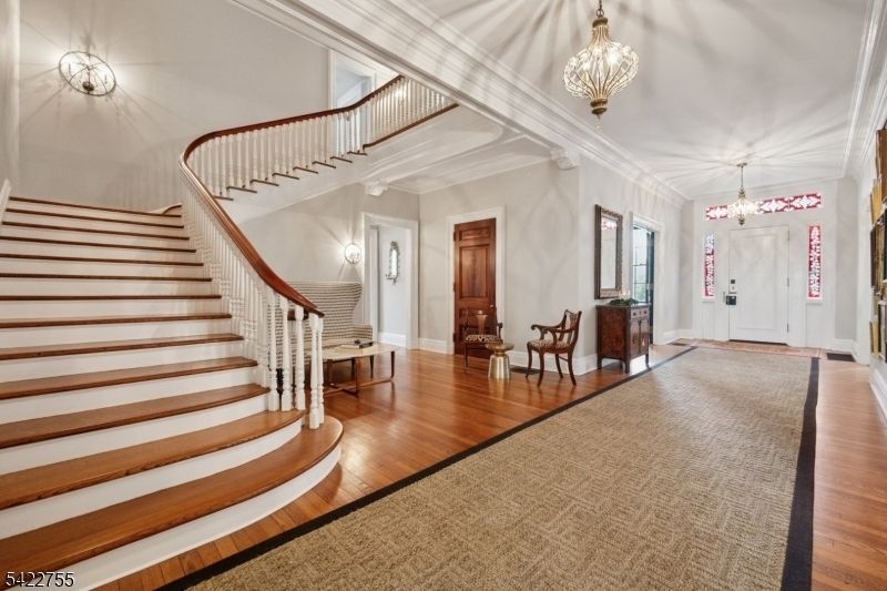 Property photo 3 of 8 <Alttext/>