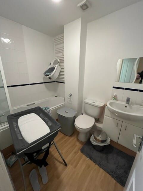 Property photo 2 of 11 For Sale Southsea