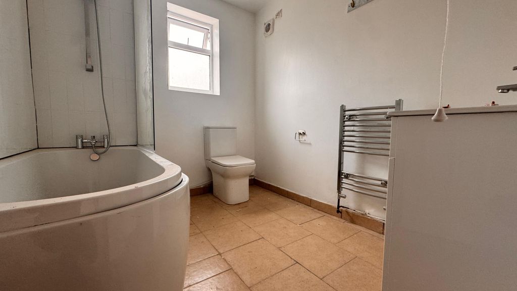 Property photo 3 of 6 Whatsapp Image 2026-03-09 At 11.20.56 (1).Jpeg