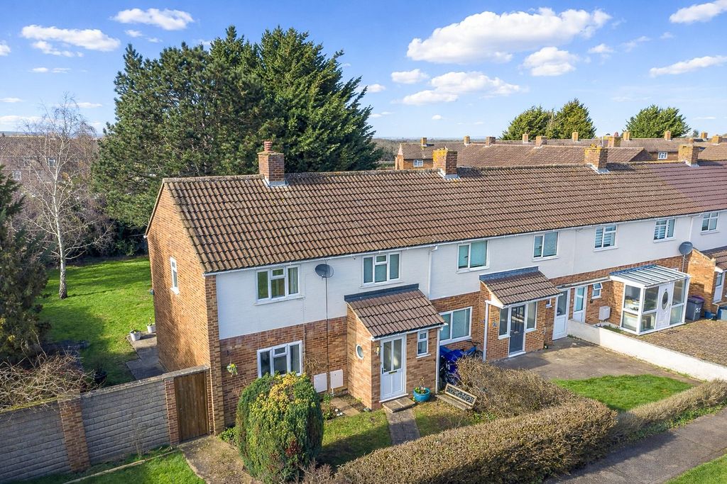 Property photo 1 of 18