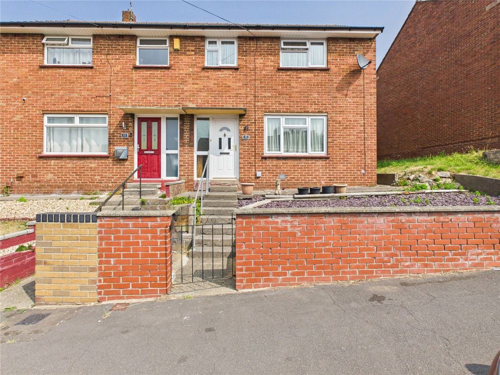 Property photo 1 of 15 Picture No. 03
