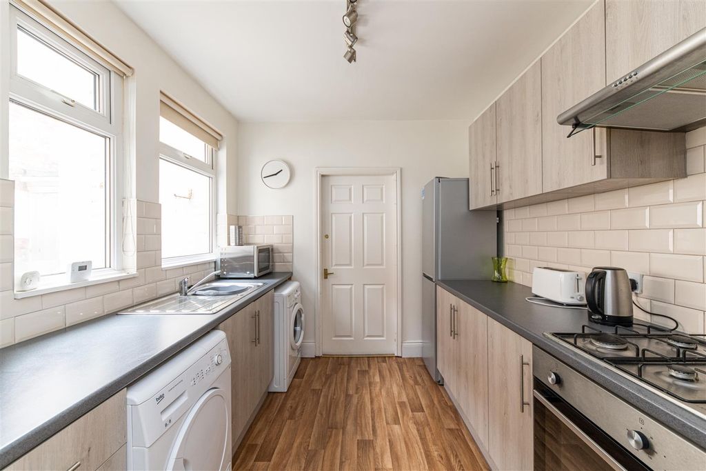 Property photo 2 of 13 Edit-1085.Jpg