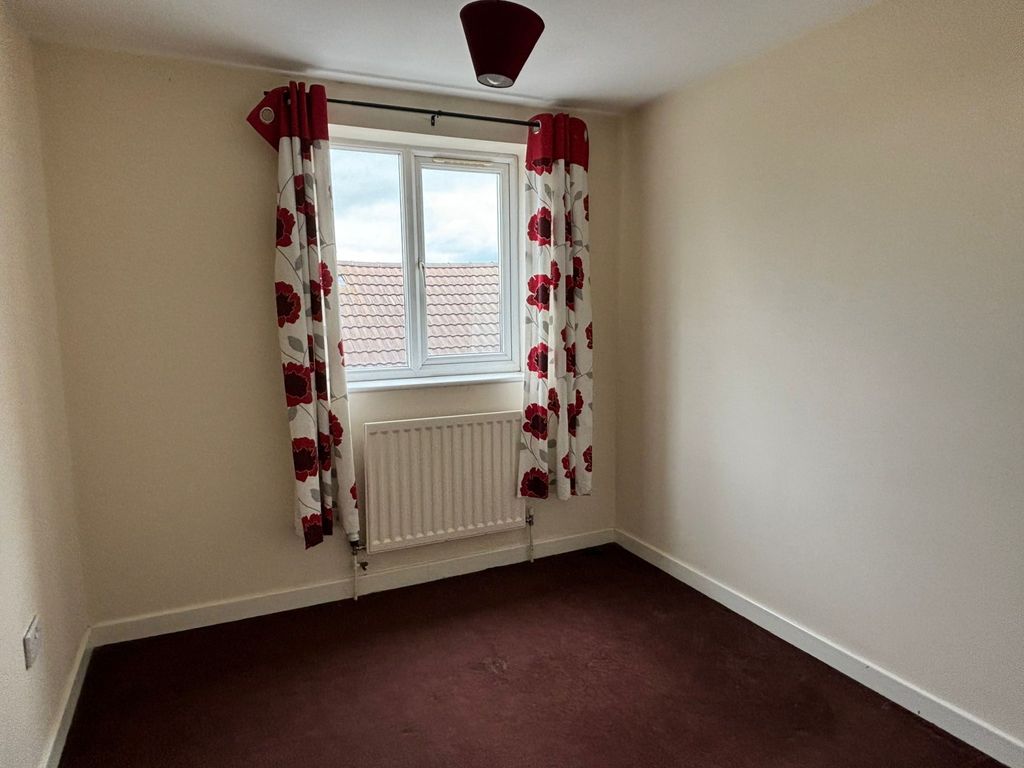 Property photo 3 of 4