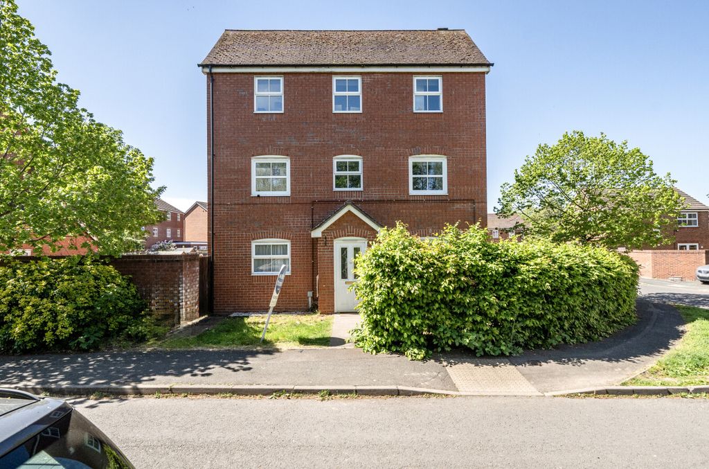 Property photo 1 of 20 1453439-29-69F35Bb4764d8