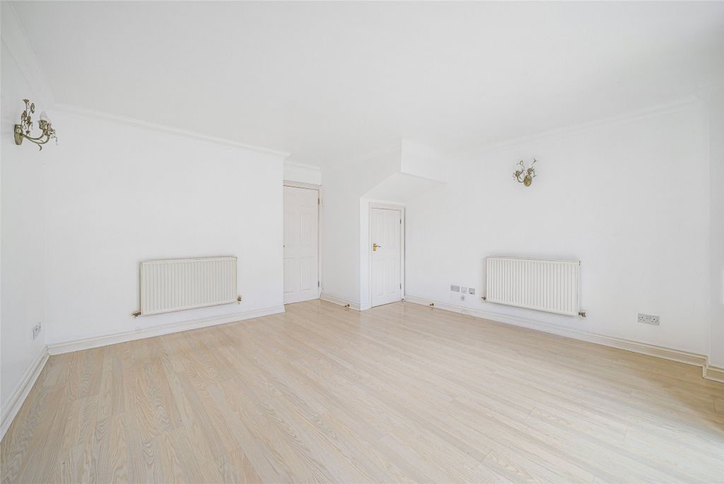 Property photo 1 of 20 Picture No. 05