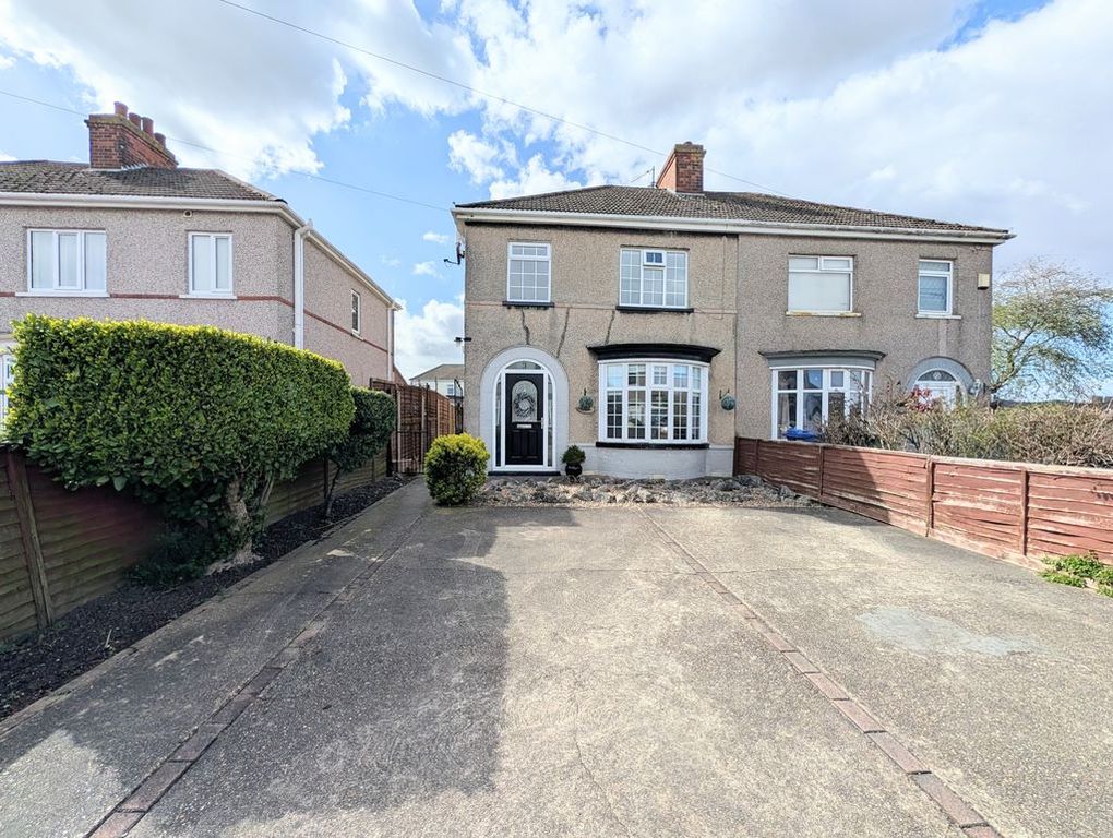 Property photo 1 of 21 Front