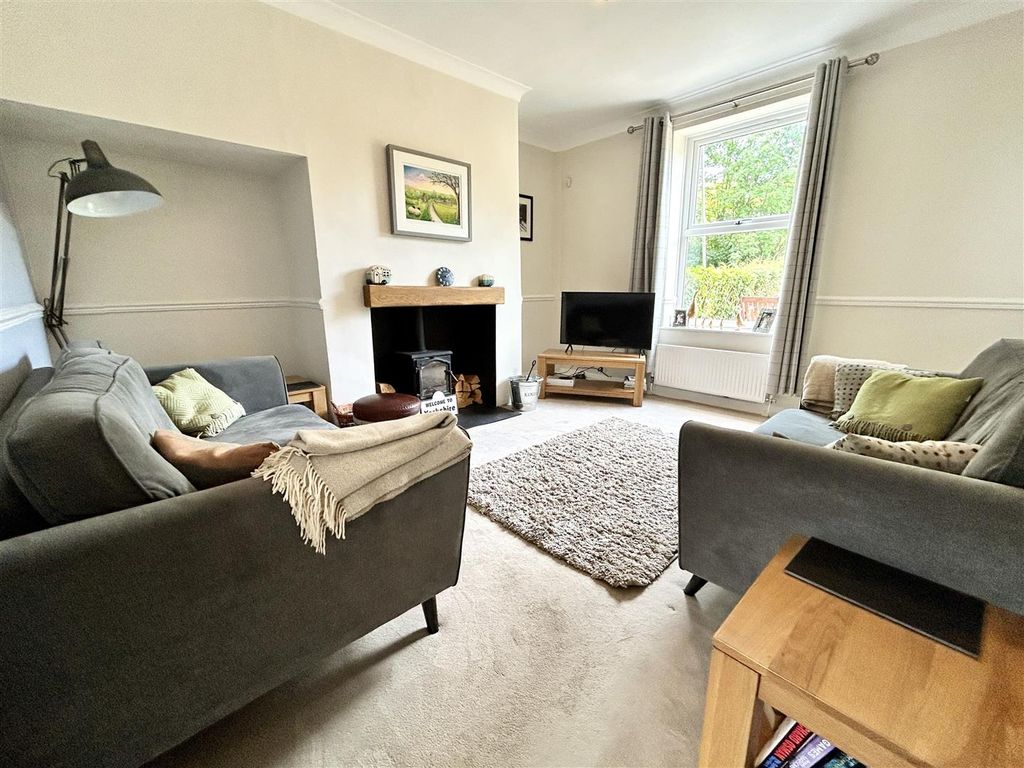 Property photo 3 of 23