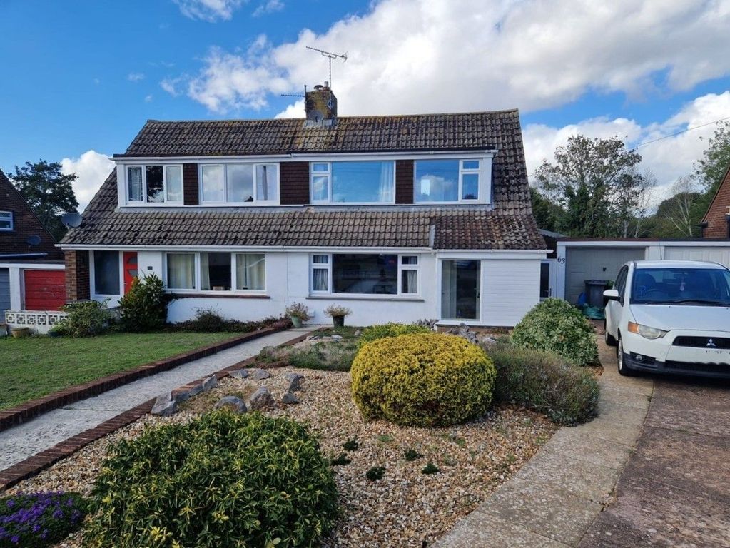 Property photo 1 of 13