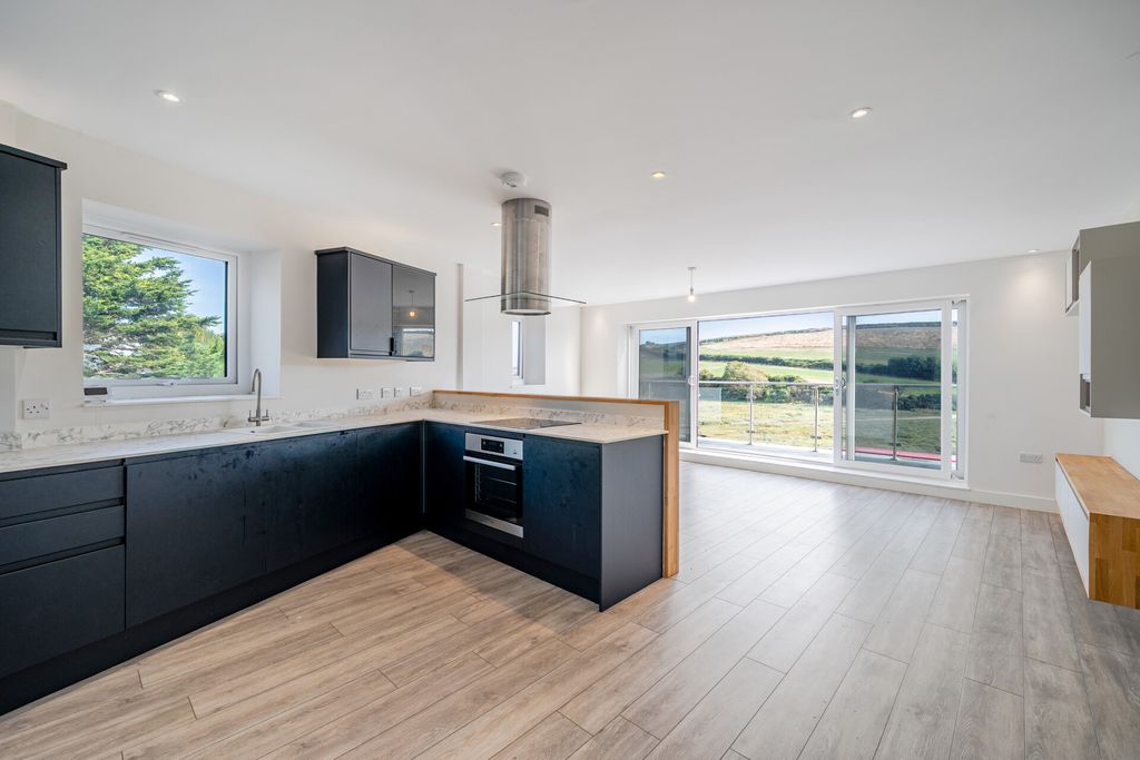 Property photo 3 of 20 1510032-18-1A034B...