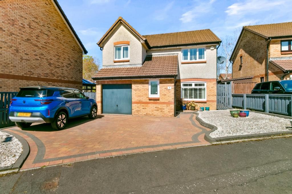 Property photo 1 of 33
