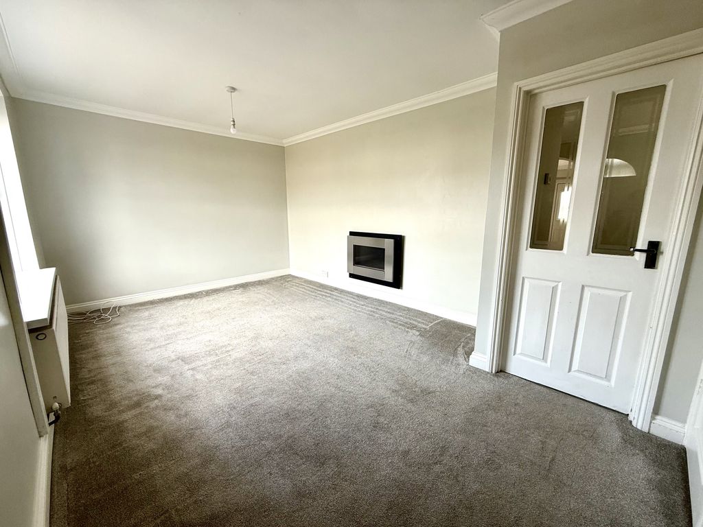 Property photo 3 of 13 Img_8442