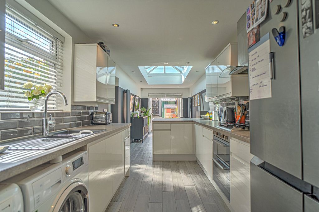 Property photo 2 of 14 Picture No. 02