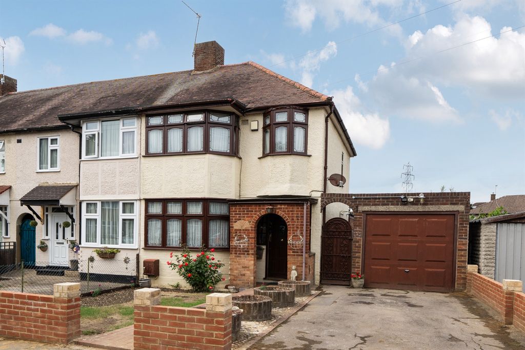 Property photo 1 of 12
