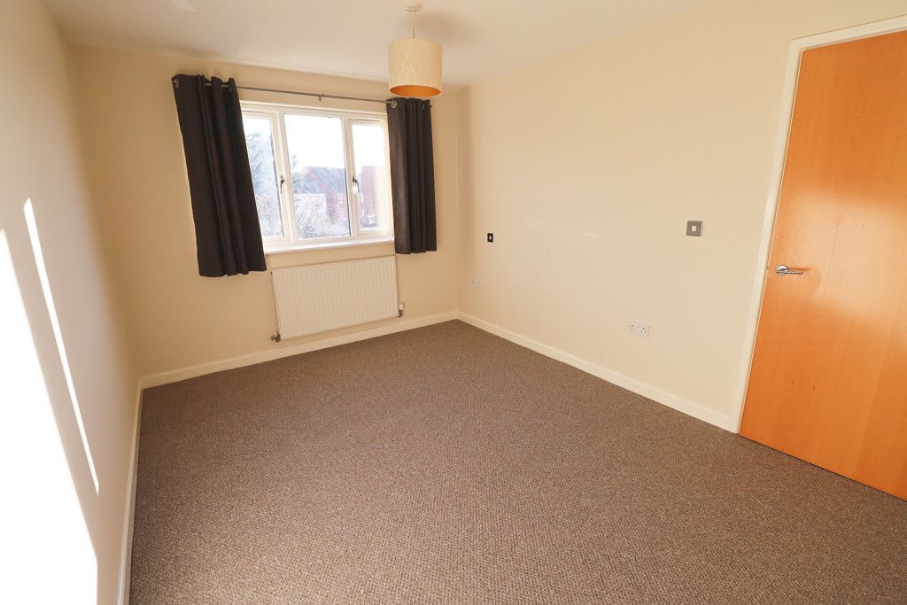 Property photo 3 of 12 Photo 15