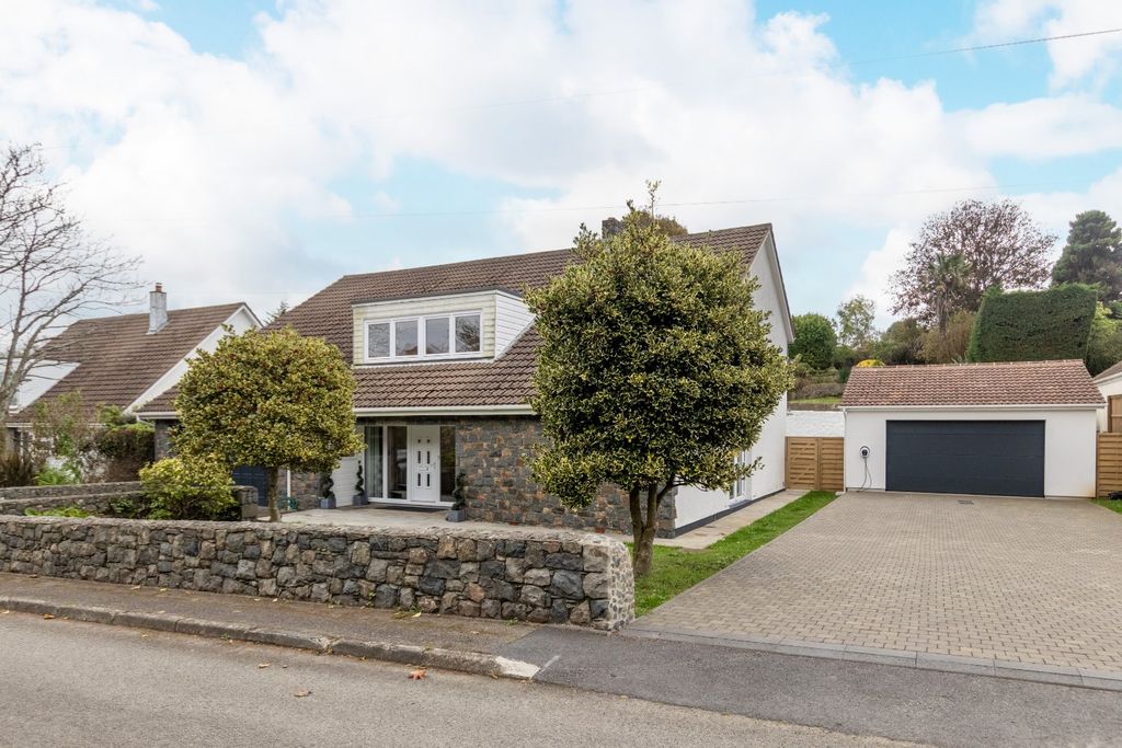 Property photo 1 of 28 Picture No. 40