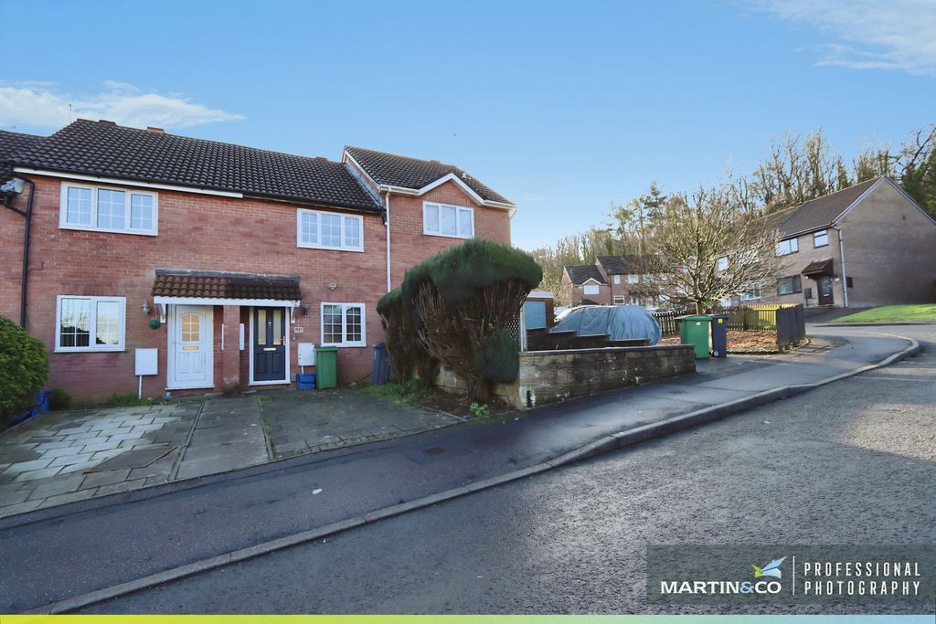 Property photo 2 of 13