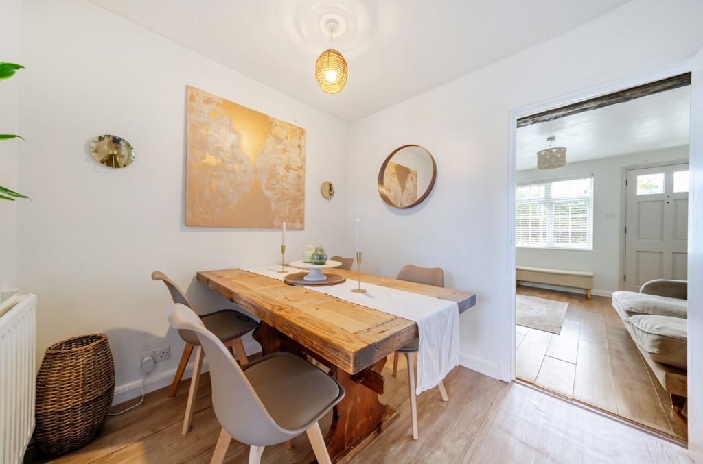 Property photo 3 of 21 1349203-18-68c144...