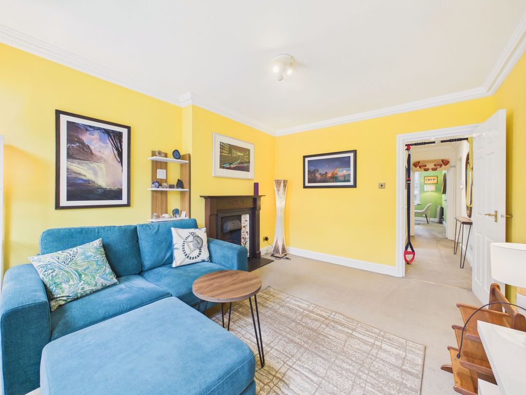 Property photo 2 of 12