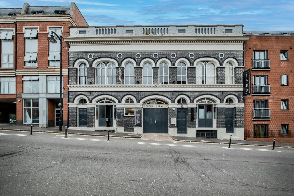 Property photo 1 of 17 Xh2A7383-Hdr(3)-Edit.Jpg