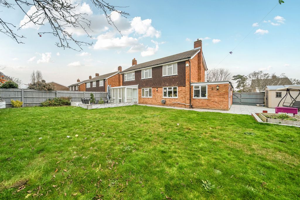 Property photo 2 of 20 Garden