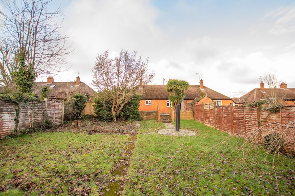 Property photo 3 of 12 Picture No. 25