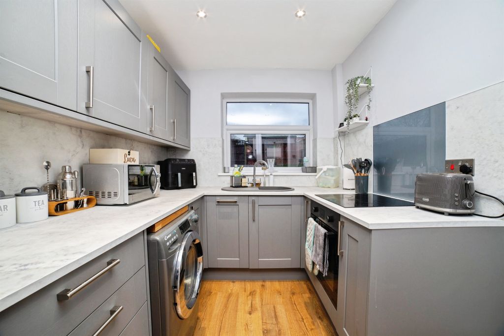 Property photo 3 of 17