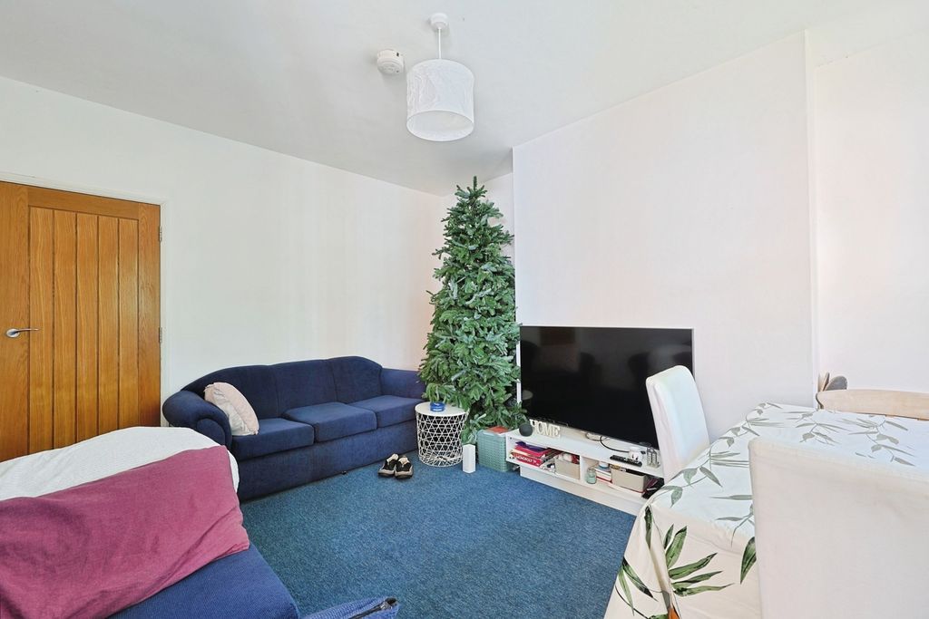 Property photo 2 of 13 Pbox-Img.Jpg
