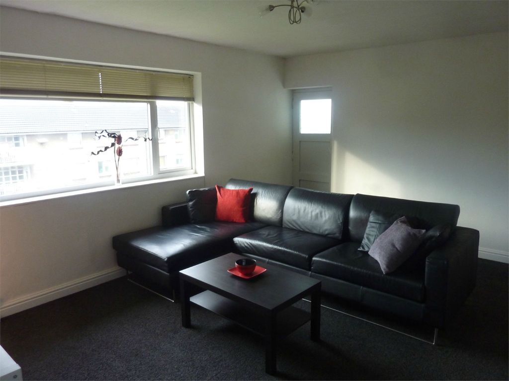 Property photo 3 of 10 Photograph 3