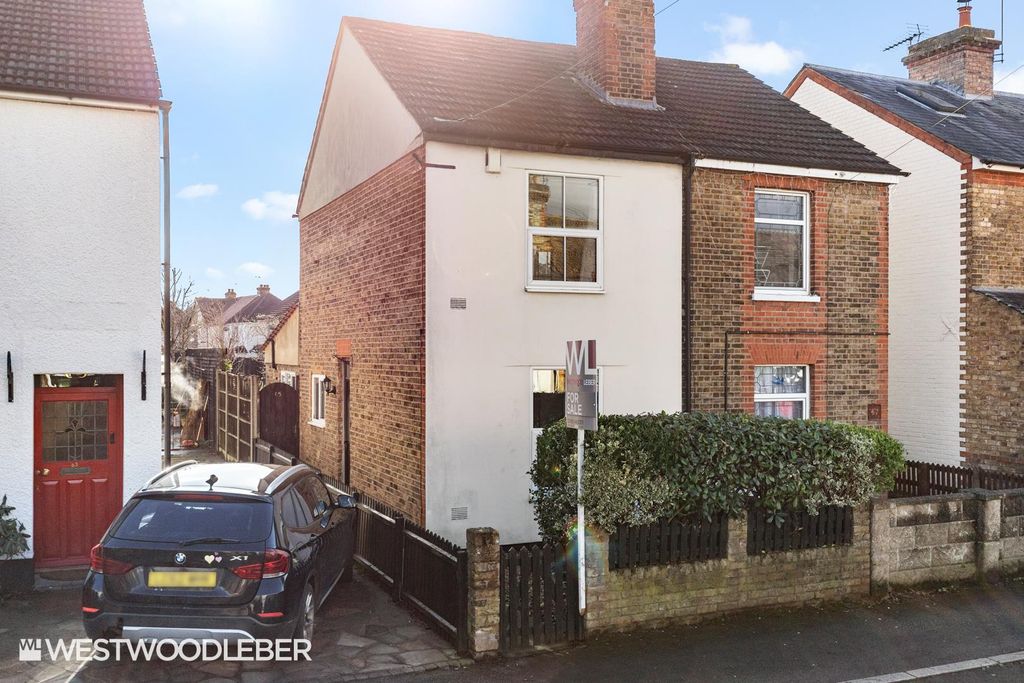 Property photo 1 of 26 Whitleyroad_27.Jpg