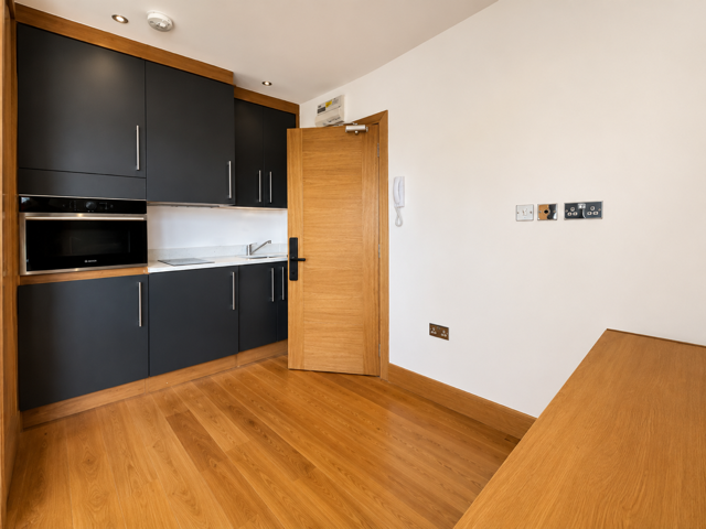 Property photo 2 of 3