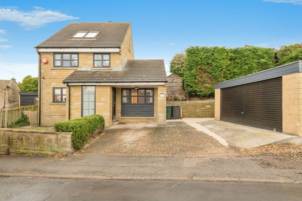 Property photo 1 of 23