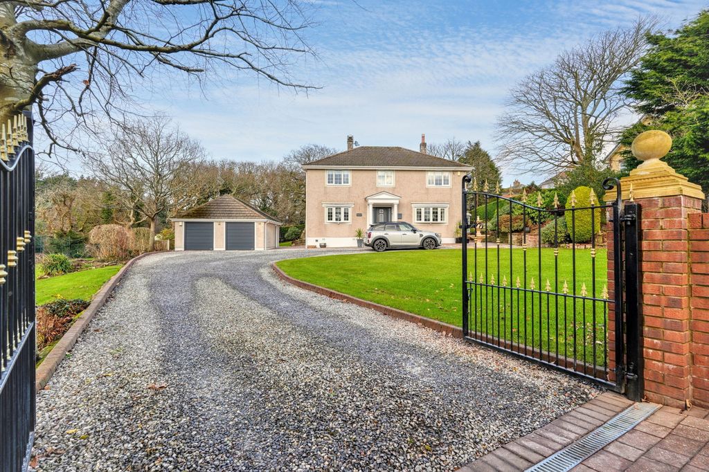 Property photo 1 of 40