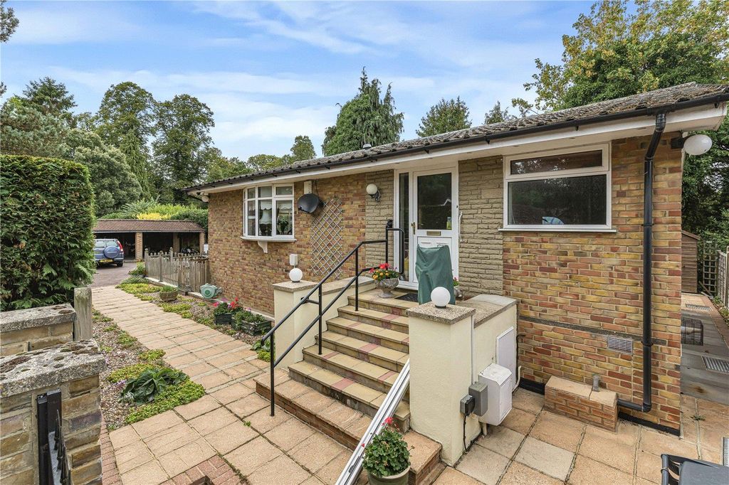 Property photo 1 of 23 Picture No. 25