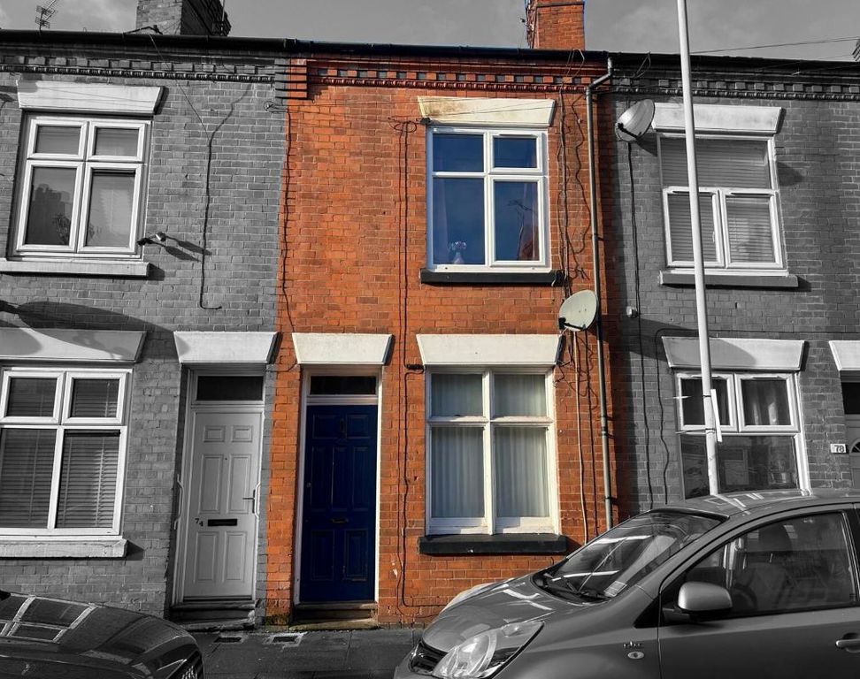 Property photo 1 of 5