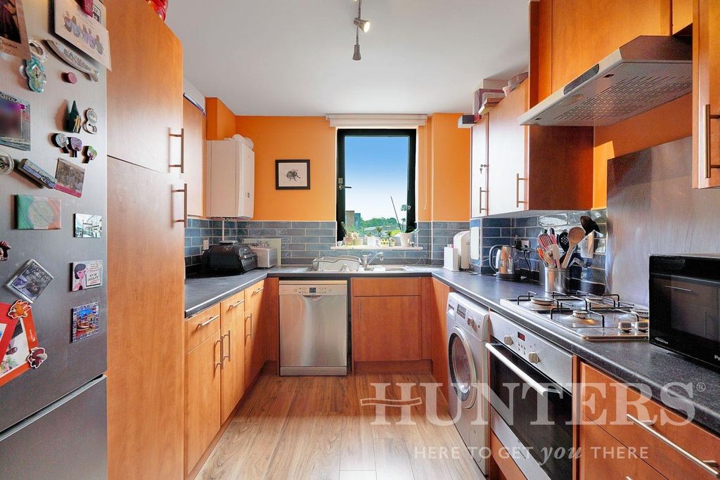 Property photo 3 of 11 55 Isobel Place - 0Fssog2Uxsk2V5Dsrlyn.Jpg