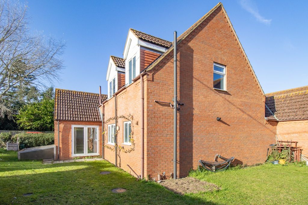 Property photo 1 of 19 3727333