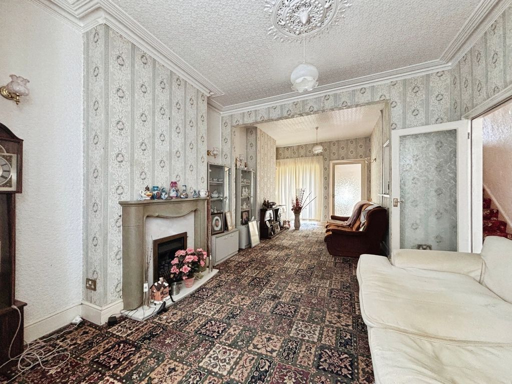 Property photo 2 of 9 Pbox-Img.Jpg