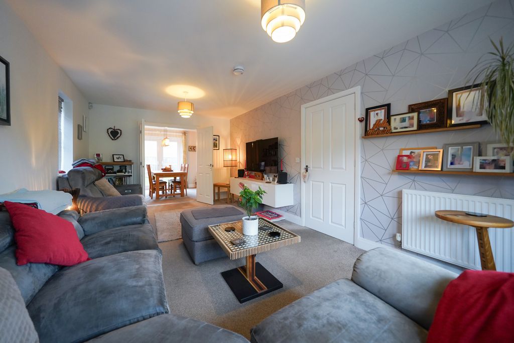 Property photo 2 of 31 Dsc05467.Jpg