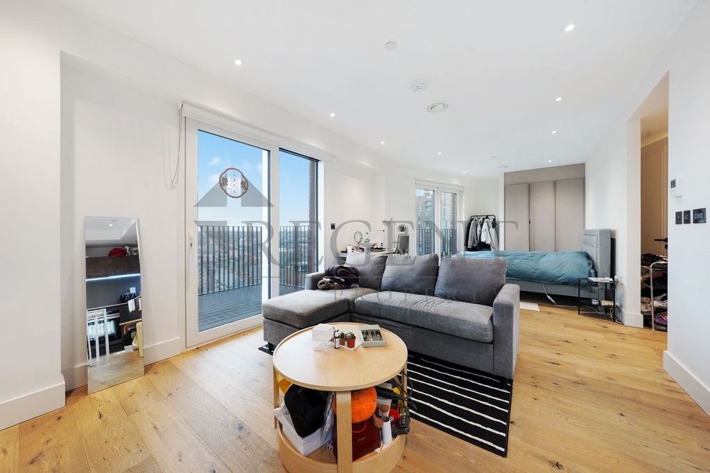Property photo 1 of 10 Open Plan