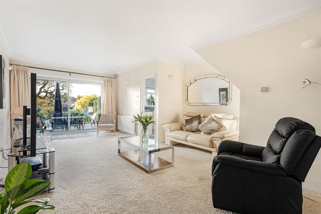 Property photo 2 of 30 2