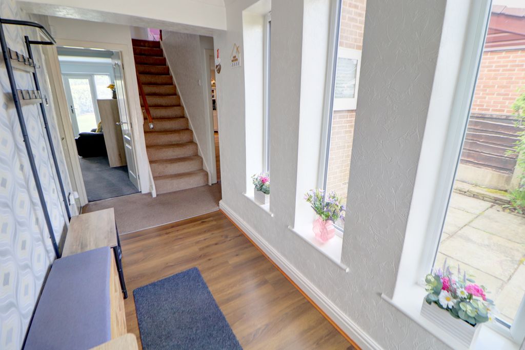 Property photo 3 of 23 29