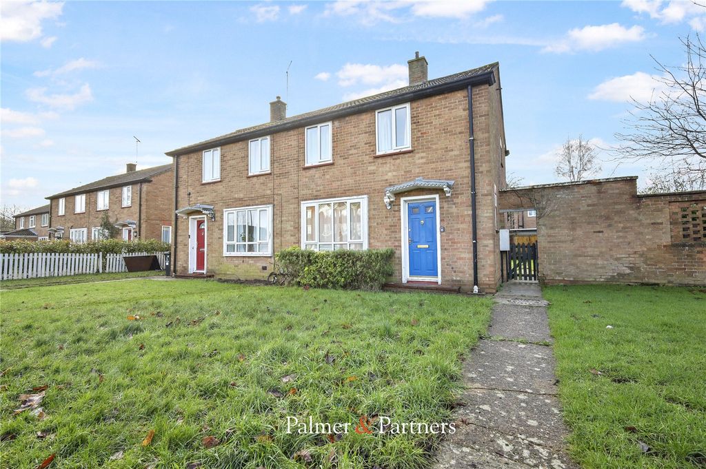 Property photo 1 of 8 External