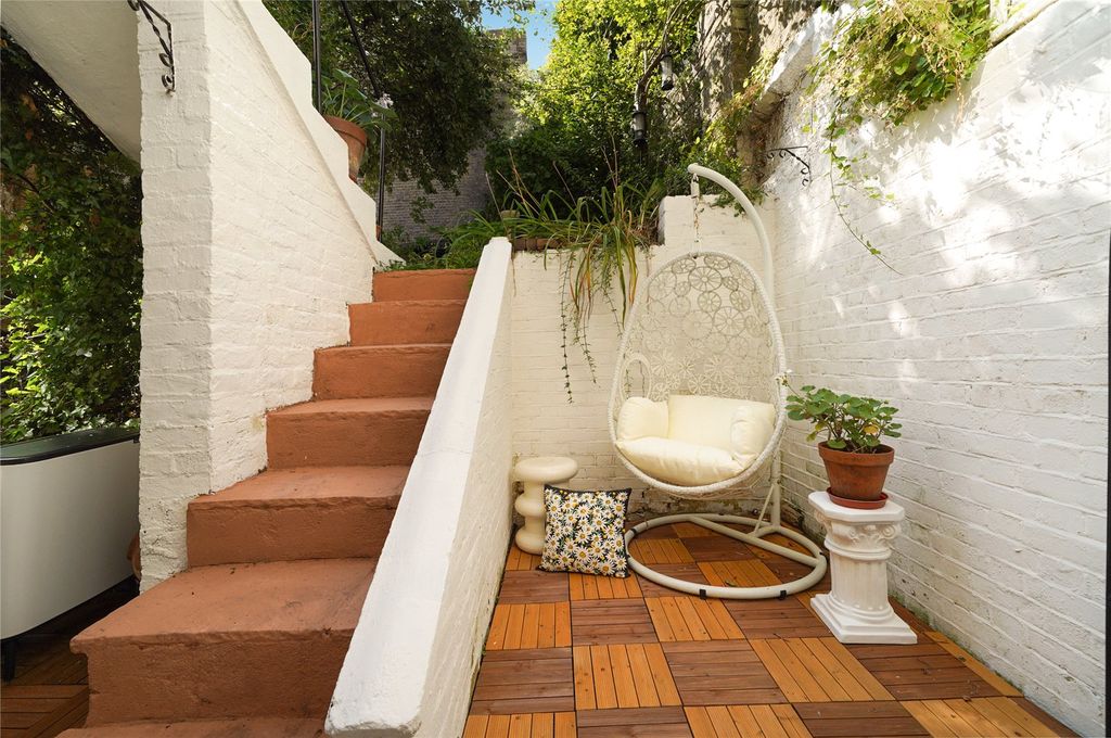 Property photo 1 of 16 Picture No. 08