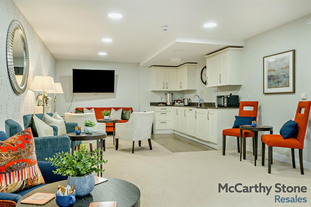 Additional image 19 of 2 bed flat for saleCanning Place, Granham Close, Marlborough SN8