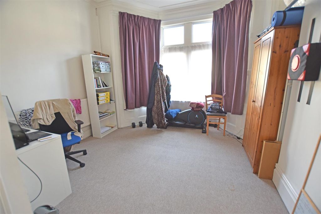 Property photo 2 of 7 Bedroom1.Jpg